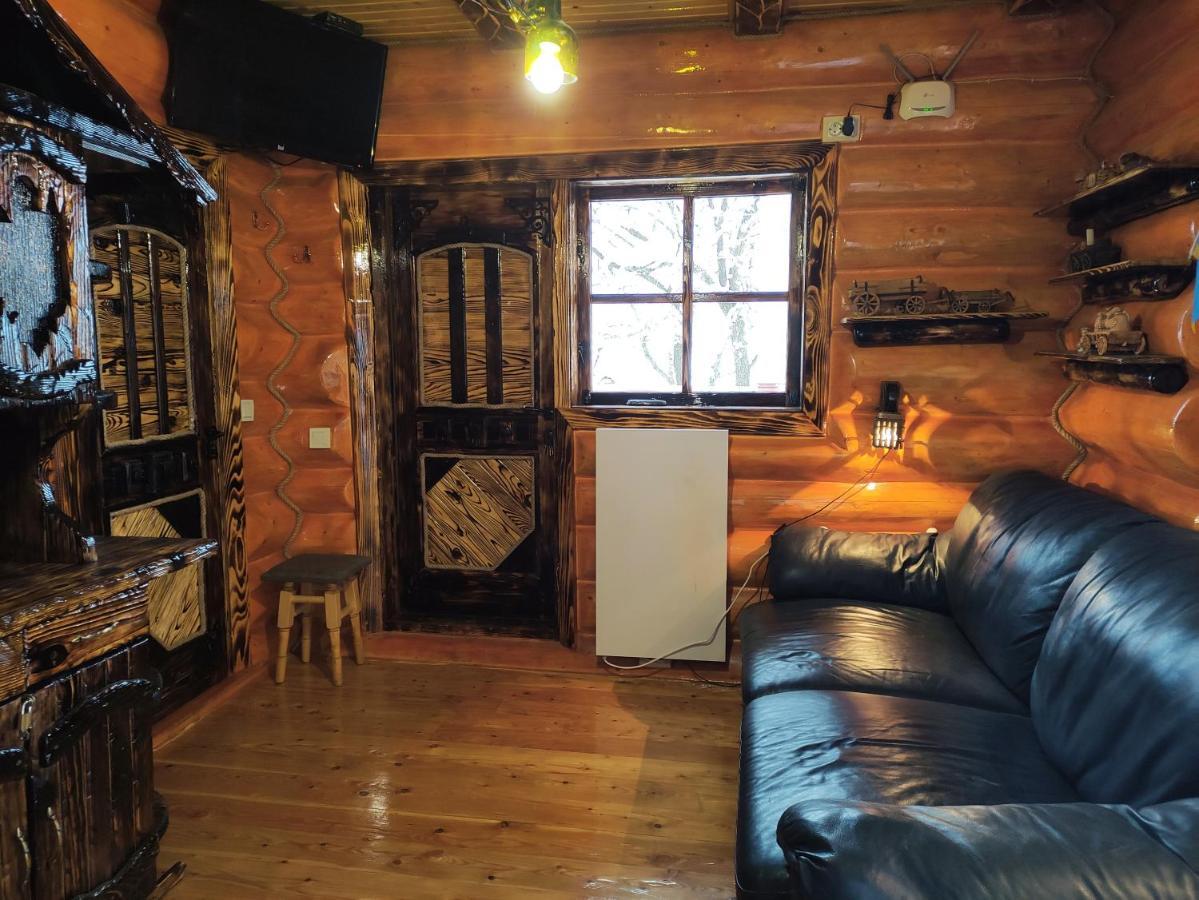 Lodge дерев'яний 